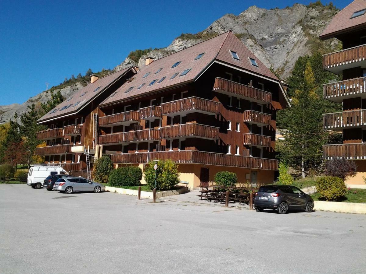 Appartement De Type 3 Allos Eksteriør billede
